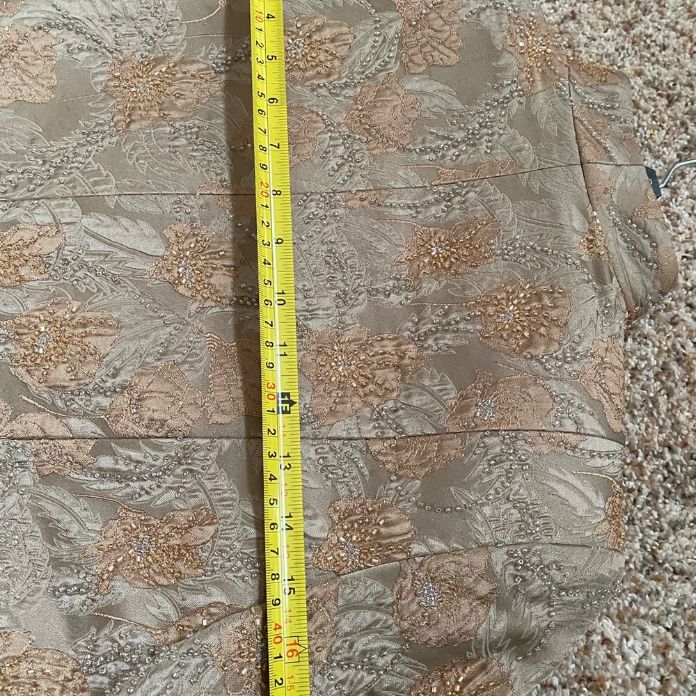 Carmen Marc Valvo signature suit size (very small) 10-fits like a size 6 - Picture 10 of 13